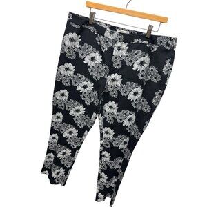 Coldwater Creek Black and White Floral Stretch Tapered Dress Pants